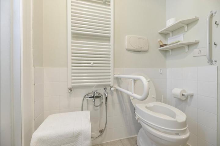 Vigna Sant' Amico Country House Morro d'Alba Luaran gambar